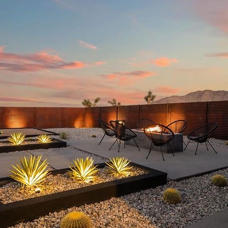 Black C House Joshua Tree Bagian luar foto